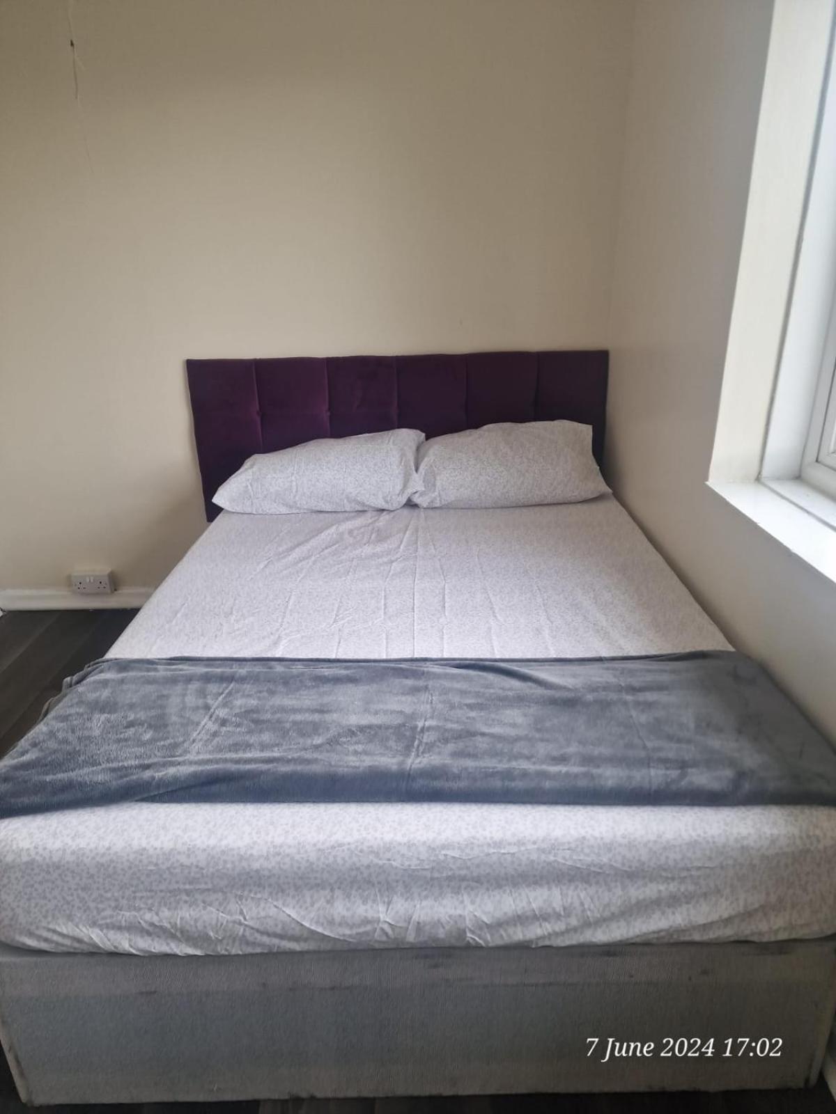 Avialable In Sheldon Near Airport * Birmingam
