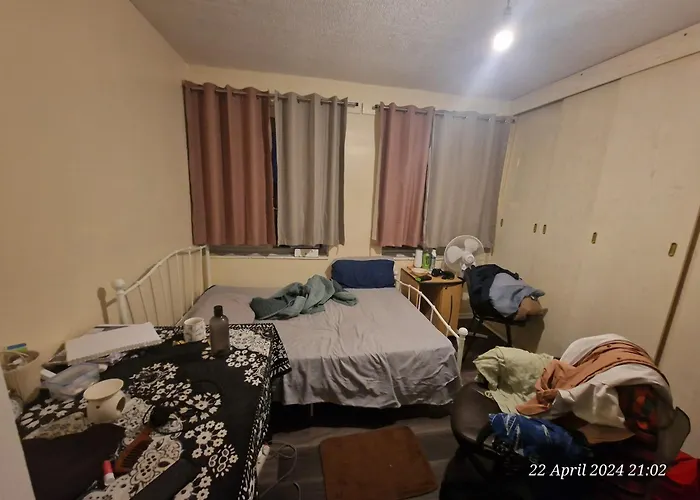 Rooms Avialable In Sheldon Near Birmingham Airport